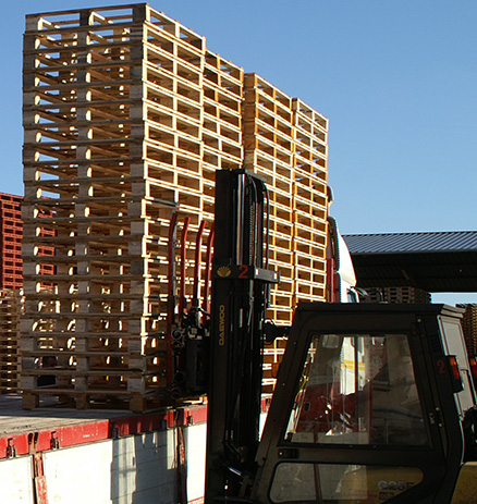 stock de palettes bois